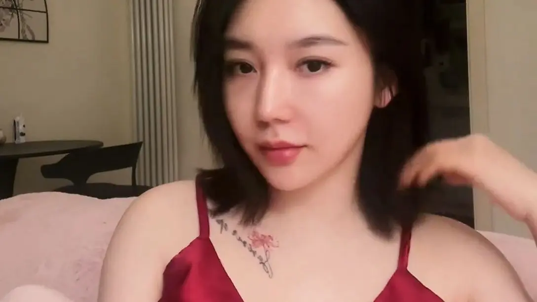 教母Eliy新短剧《Eliy3人行资源》完整版在线观看-4K超清无广告-免费资源分享